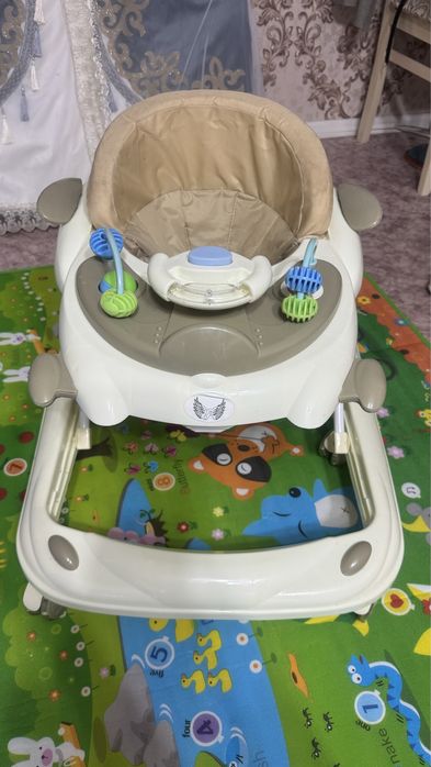 Ходунок детский.