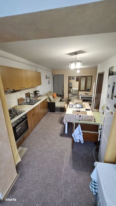Apartament semidecomandat cu 3 camere, 67 mp, parcare inclusa, zona Fl — fotografia 3