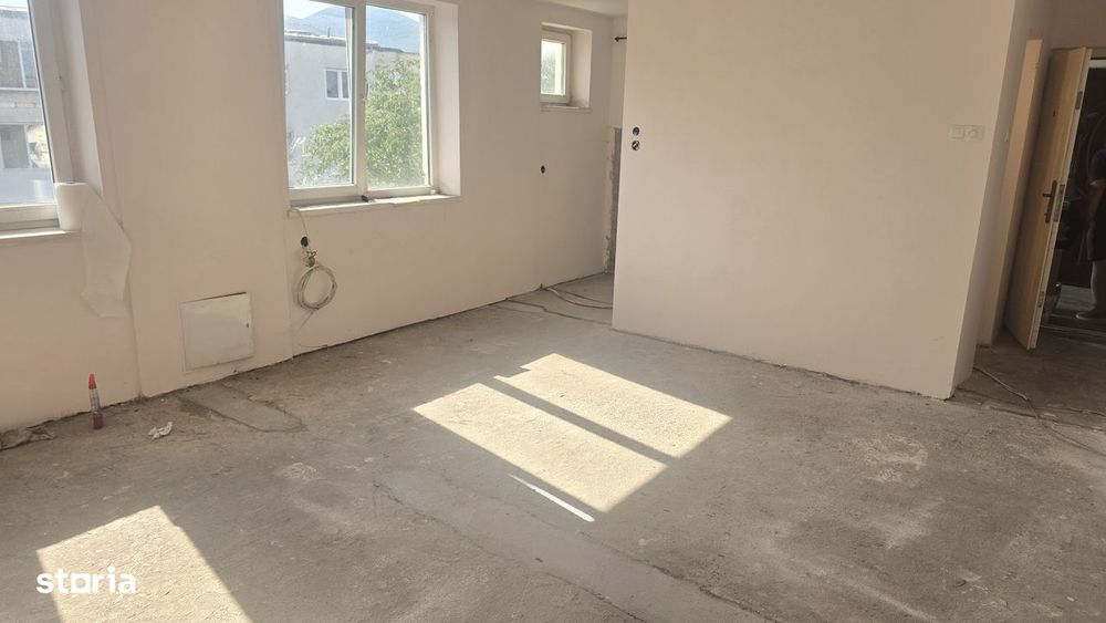 Vand apartament cu 2 camere in Deva, zona Dacia,
