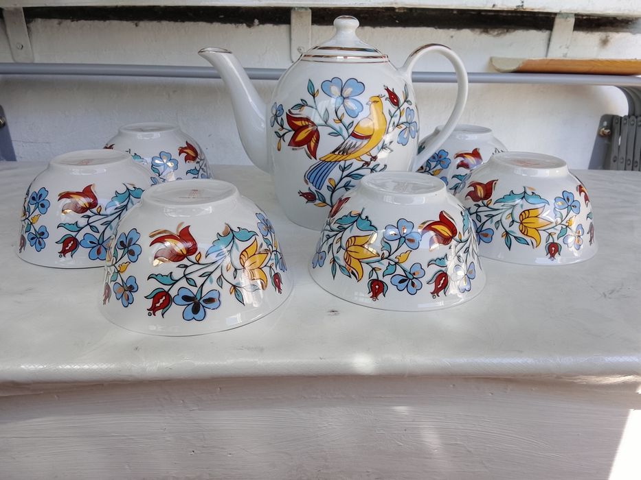 Разные сервизы советских времён