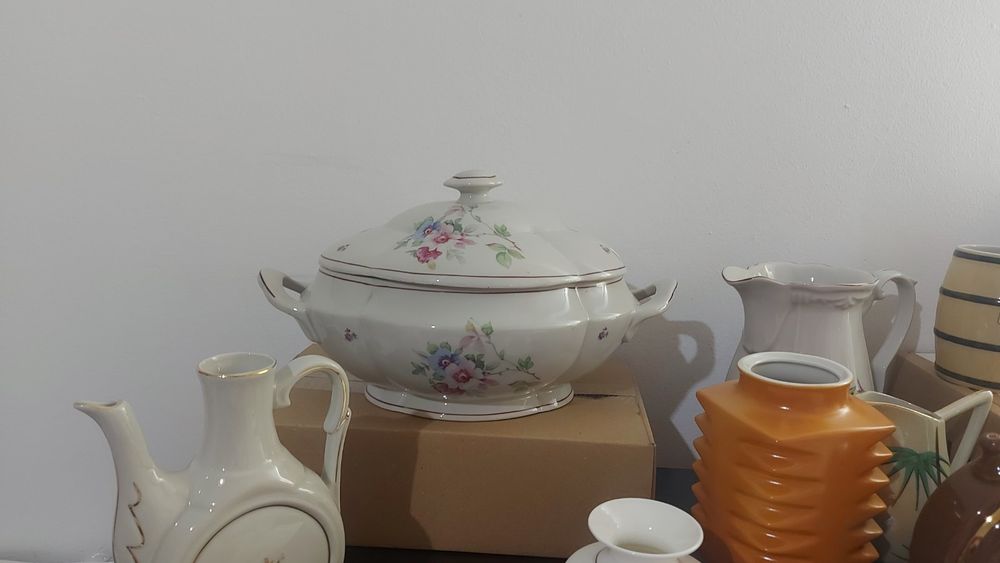 Колекция български порцелан