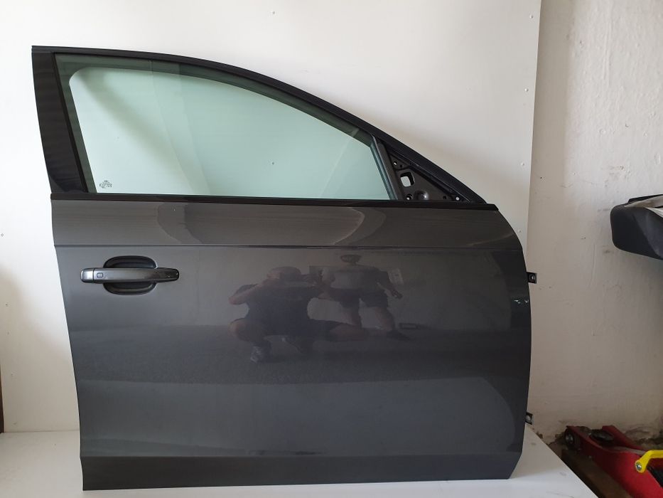 Usa portiera stanga dreapta fata spate Audi A4 break facelift LZ7S