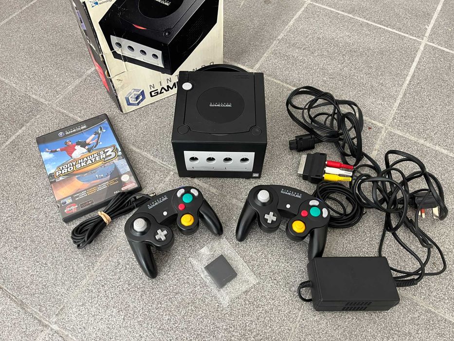 Nintendo GameCube - оригинална игрална конзола в кутия