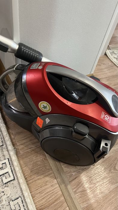 Продам пылесос LG