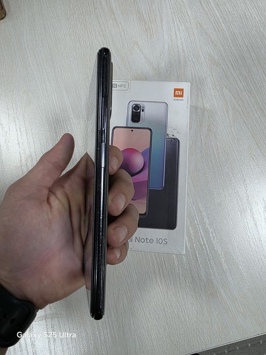 Redmi note 10s karopka bor, xolati ideal.