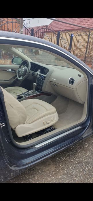 Audi a5 de vanzare cutie defecta