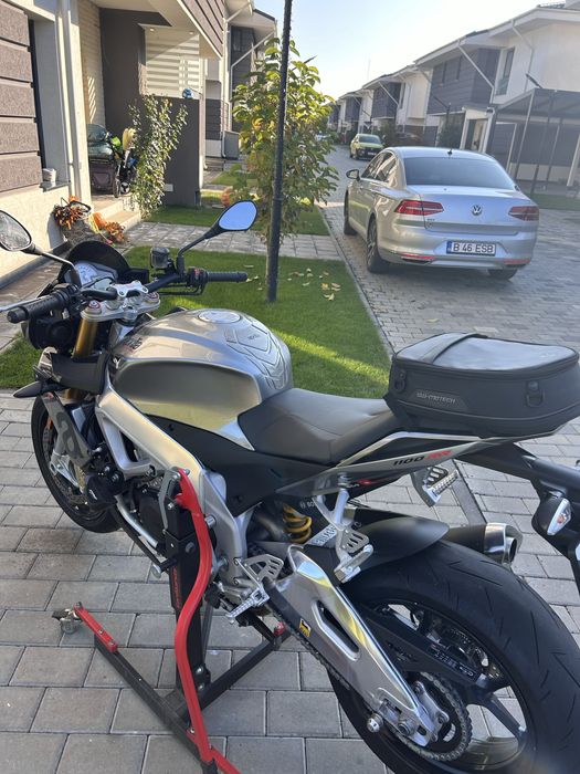 Aprilia Tuono V4 RR APRC 2016