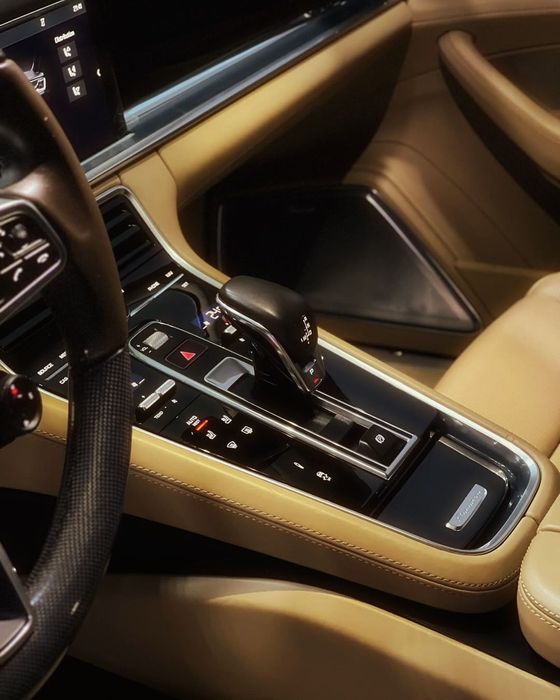 Porsche Panamera 4