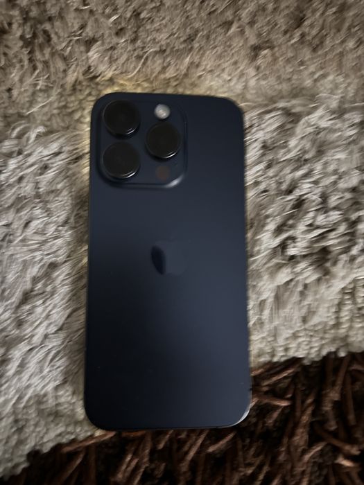 продам айфон 15 про 256 80%