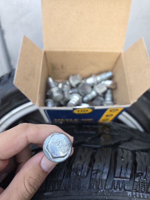 Гуми и джанти 17" Mercedes 5x112 W204