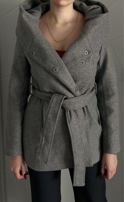 Пальто женское (укороченное)