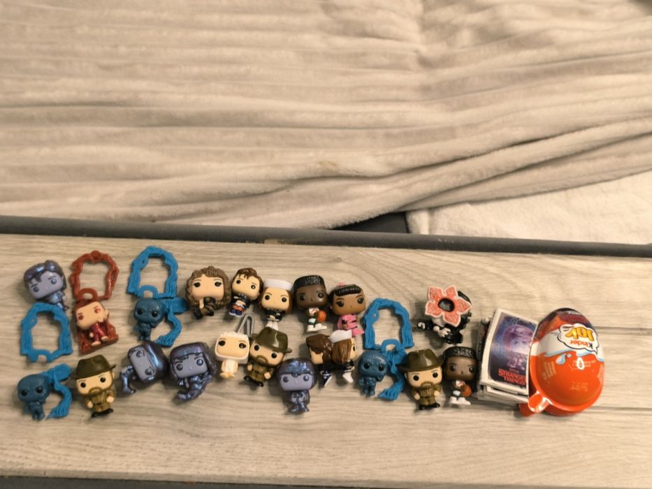 продаю игрушки kinder joy