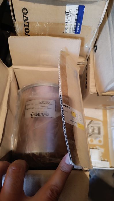 Фильтр  на Вольво оригинал