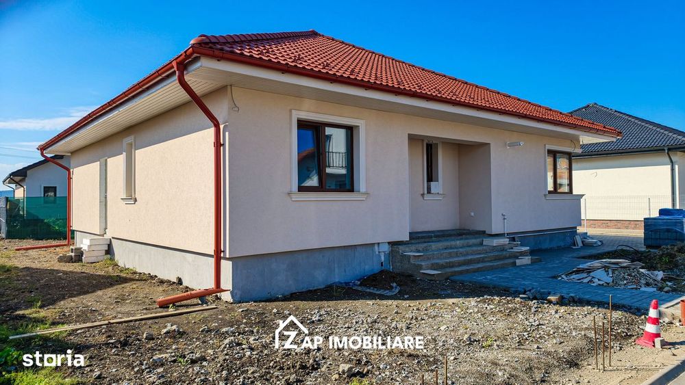 Casă modernă 1 nivel 4 camere  - 500 mp teren - gard inclus