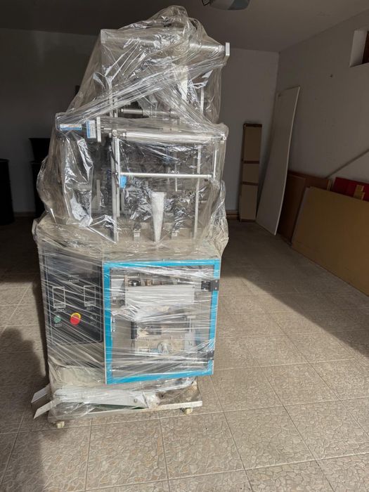 Masina automata de ambalat miere / alte lichide la plic