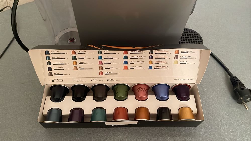 Мини кофемашина Nespresso