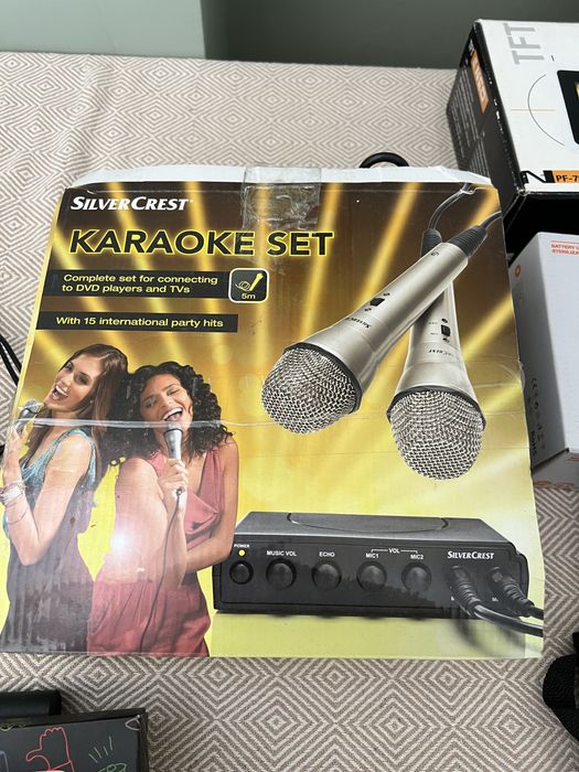 КАРАОКЕ СЕТ с два микрофона