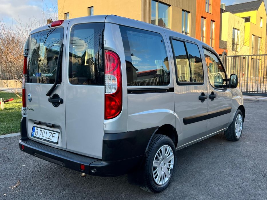 Fiat Doblo 7 locuri 1.4 benzina UNIC PROPIETAR  de noua  mcv