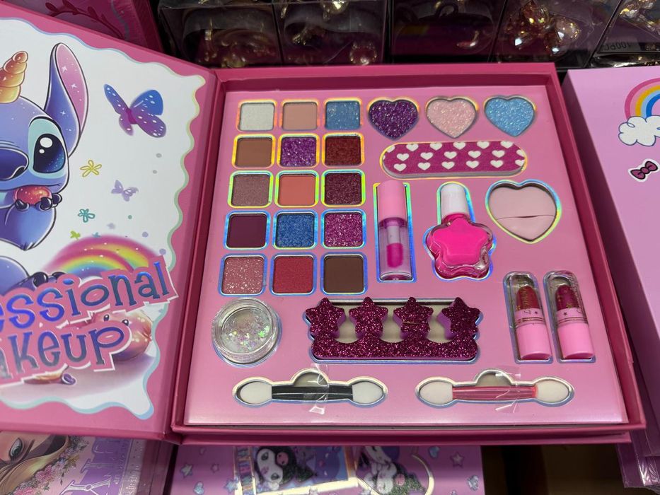 Продам набор детской косметики