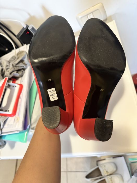 Pantofi piele naturala rosu corai