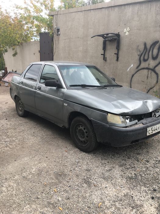 Продам ваз 2110
