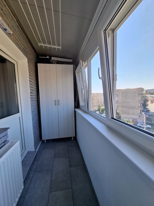 Apartament 2 camere , decomandat