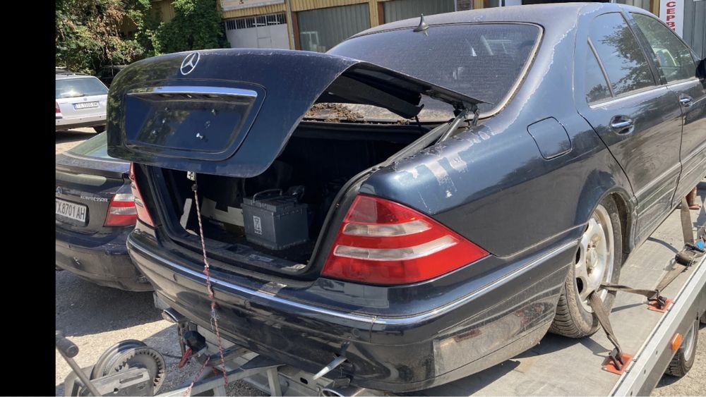 Продава се само на части Мерцедес S320 i