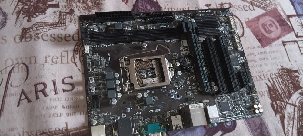 Материнская плата Gigabyte GA-H110M-S2PV (Погнут сокет)