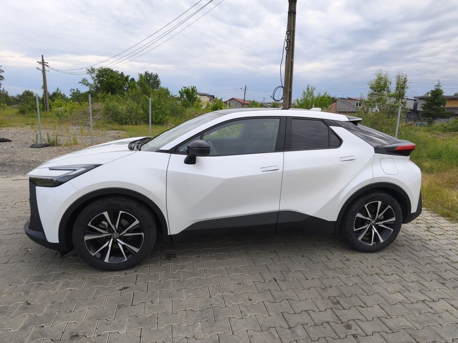 TOYOTA C-HR 2024 — imagine 2