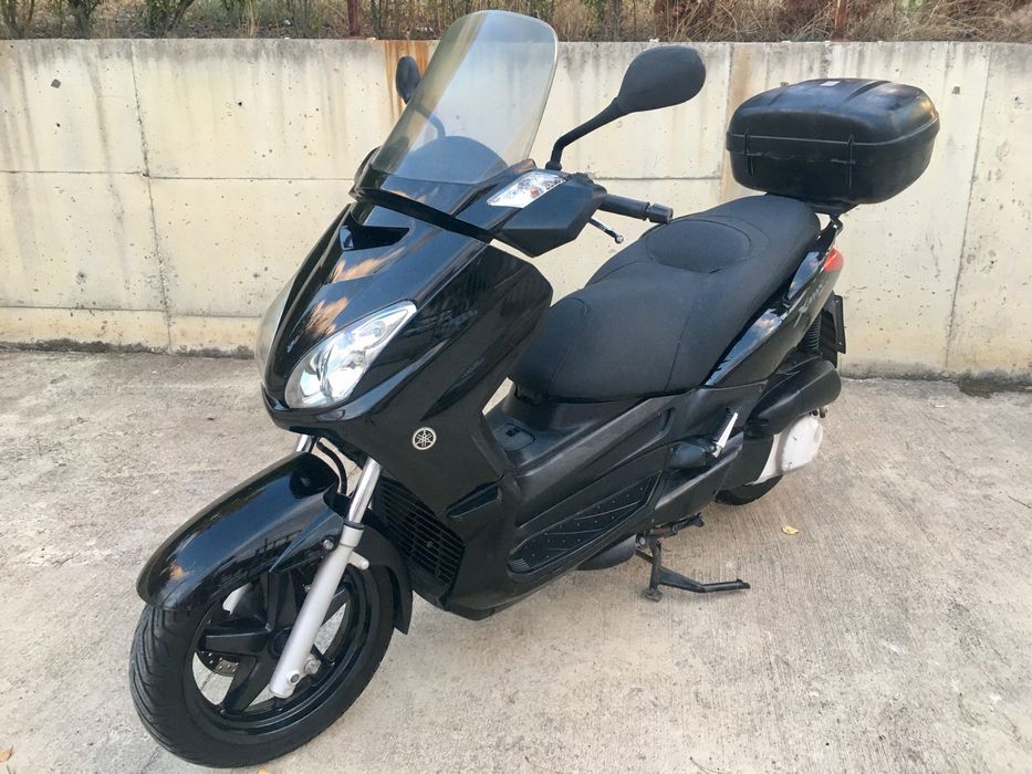 Yamaha X Max 250i