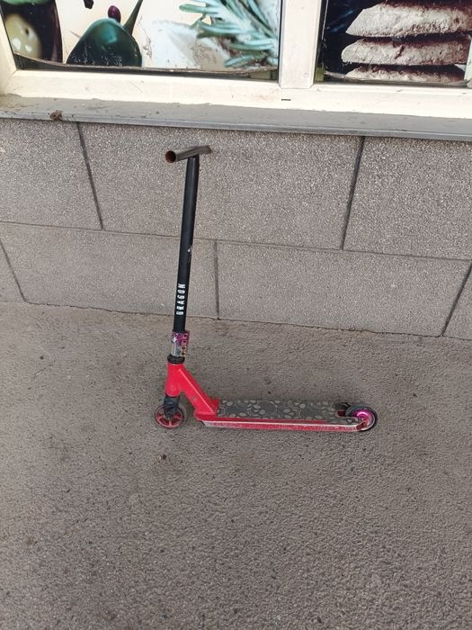 Продам трюковой самокат чили