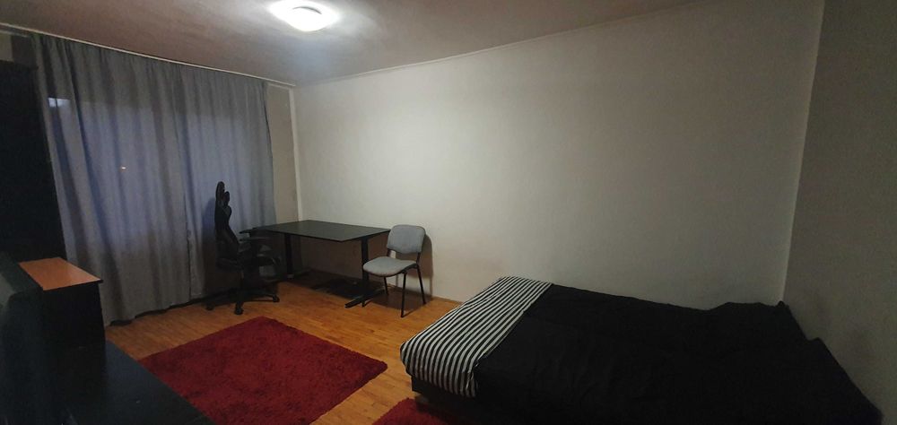 Închiriez apartament 1 cameră spațios (35 mp), str. Cutezanței (Darina), vedere spre pădure