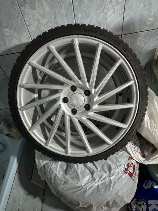 Set de 4 jante+cauciucuri iarna 235/35 R19