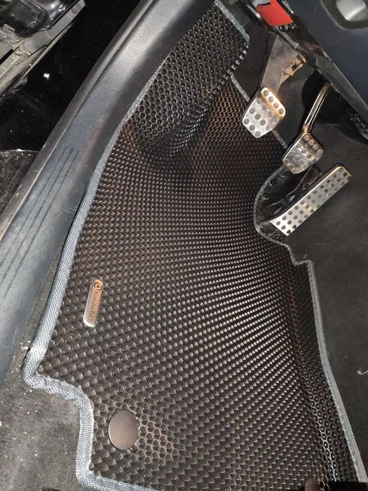 Изработка на автомобилни стелки. ЕВА СТЕЛКИ ШКОДА Skoda Octavia