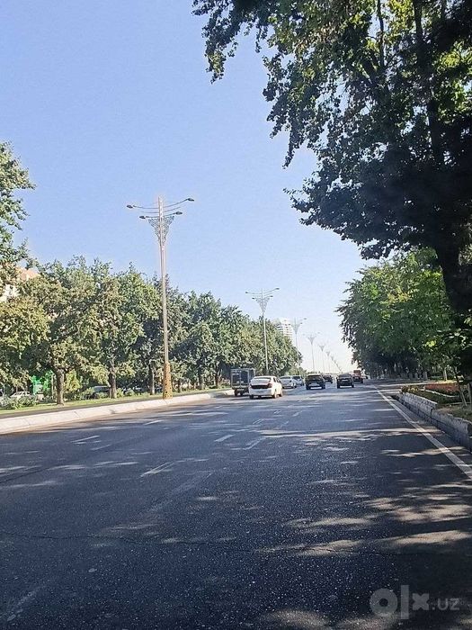 Йўллар, стадион ва саноат майдончалари учун қиррали устунлар