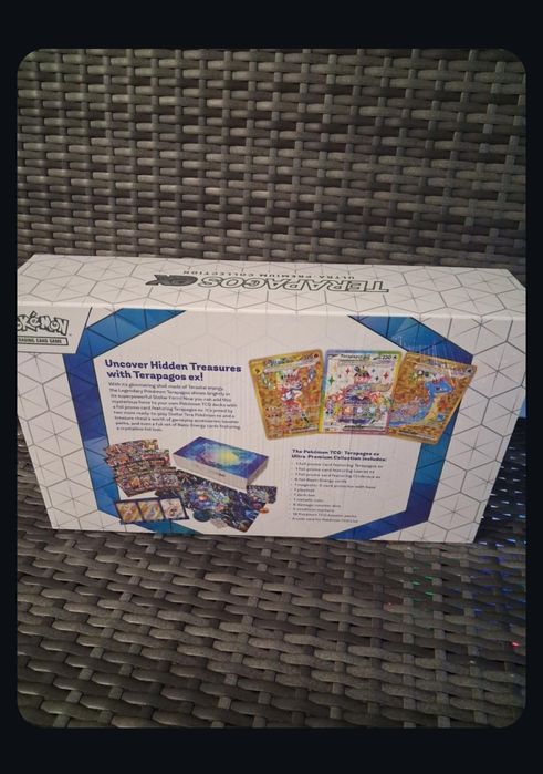 Pokémon TCG Terapagos ex Ultra-Premium Collection