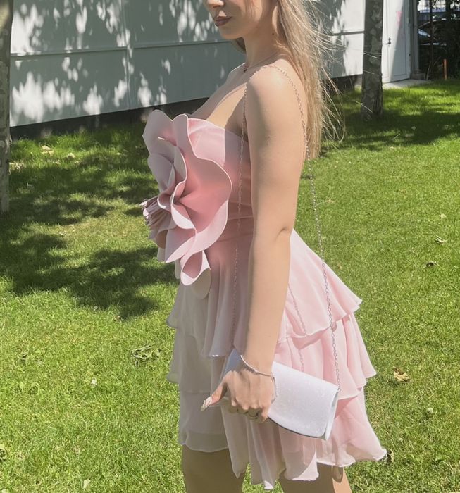 Rochie roz evenimente