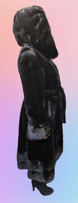 Продам норковую шубу