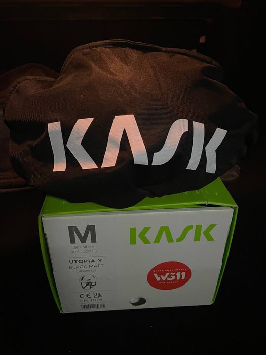 Шлем Kask Utopia Y черный мат. Размер М