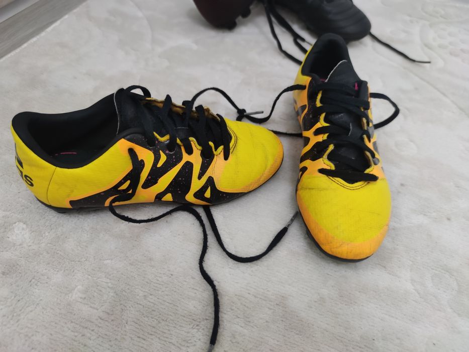 Естествена кожа Футболни бутонки Adidas р-р 31, 32, 33