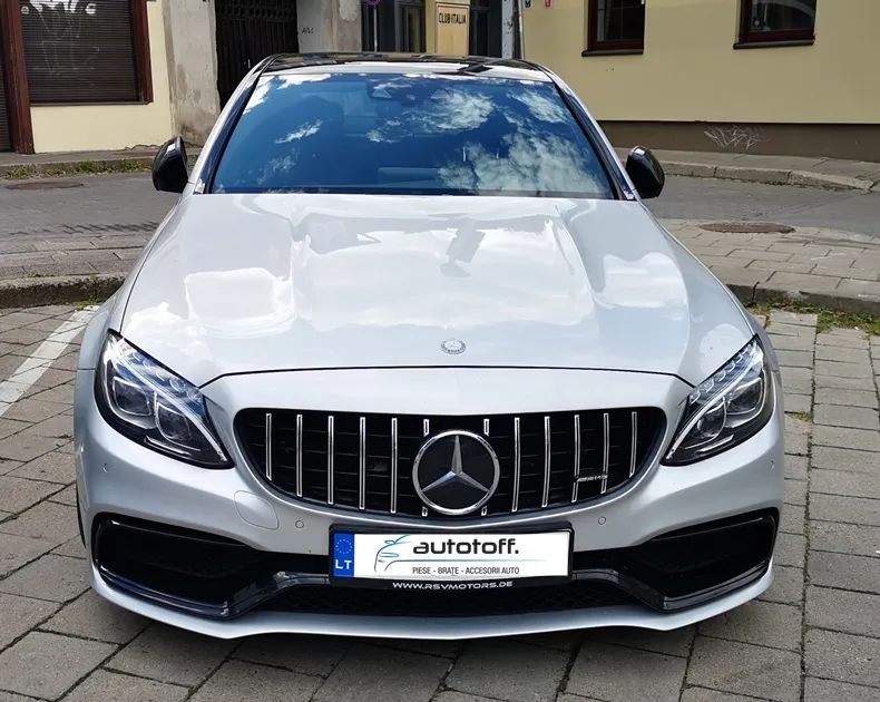 Bara fata compatibila cu Mercedes W205 S205 A205 C205 (14-20) C63 Design