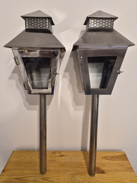 Felinar din inox