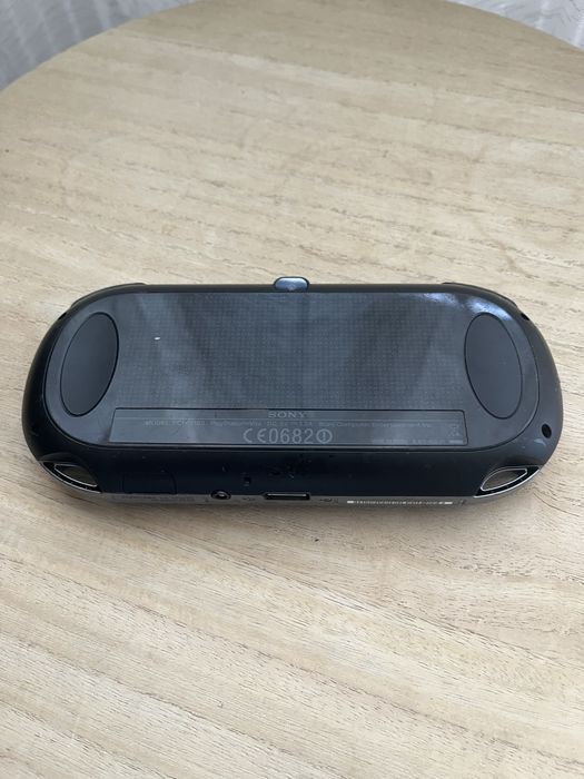 PSVita modat stare perfecta aproape deloc folosit