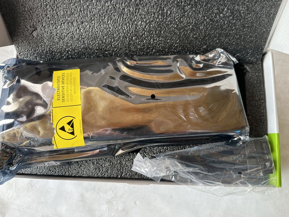 Видеокарта RTX 5070 12Gb GDDR7