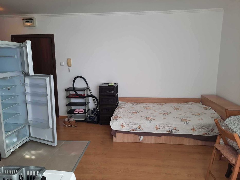 Дава се под наем Едностаен апартамент в Шумен, 5-ти полк - 38 кв.м за 331.5 € - Снимка #3