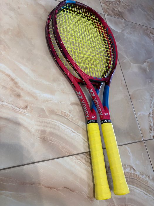 Yonex VCore Game, 100, грип 2, 270 г, баланс 330 мм. - 2бр