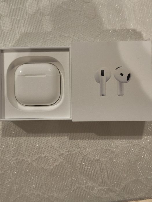 Air Pods 4 оригинал без торгов