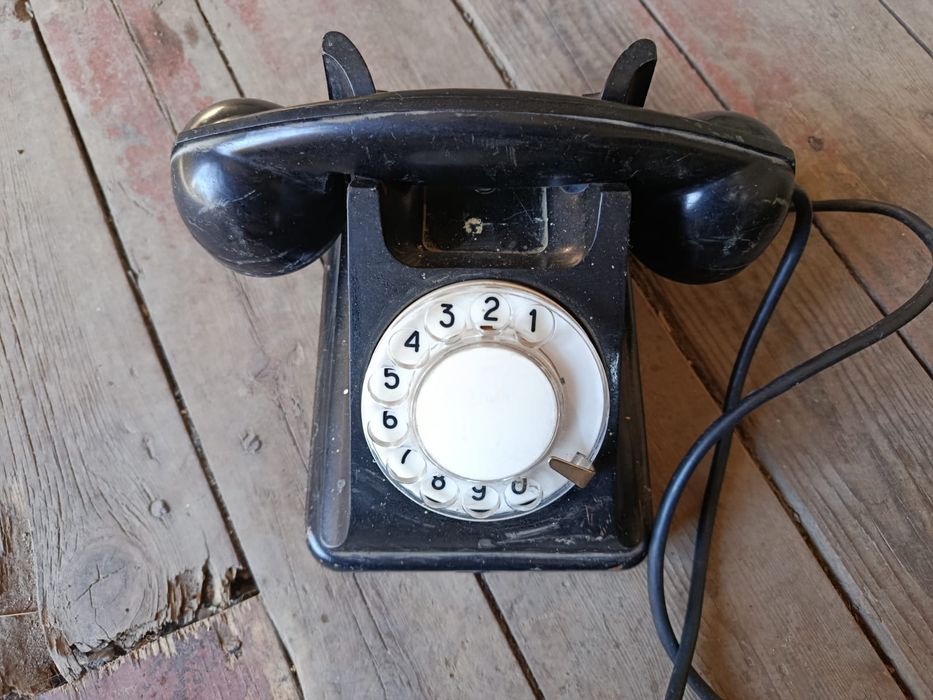 Продам телефоны  советские