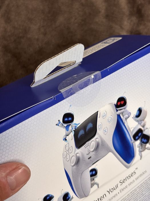 Controller Astro Bot Joyful Limited edition Sigilat
