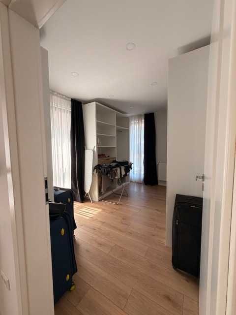 Apartament 3 camere de inchiriat-bloc nou-5'metrou Crangasi-Grozavesti-loc de parcare-terasa